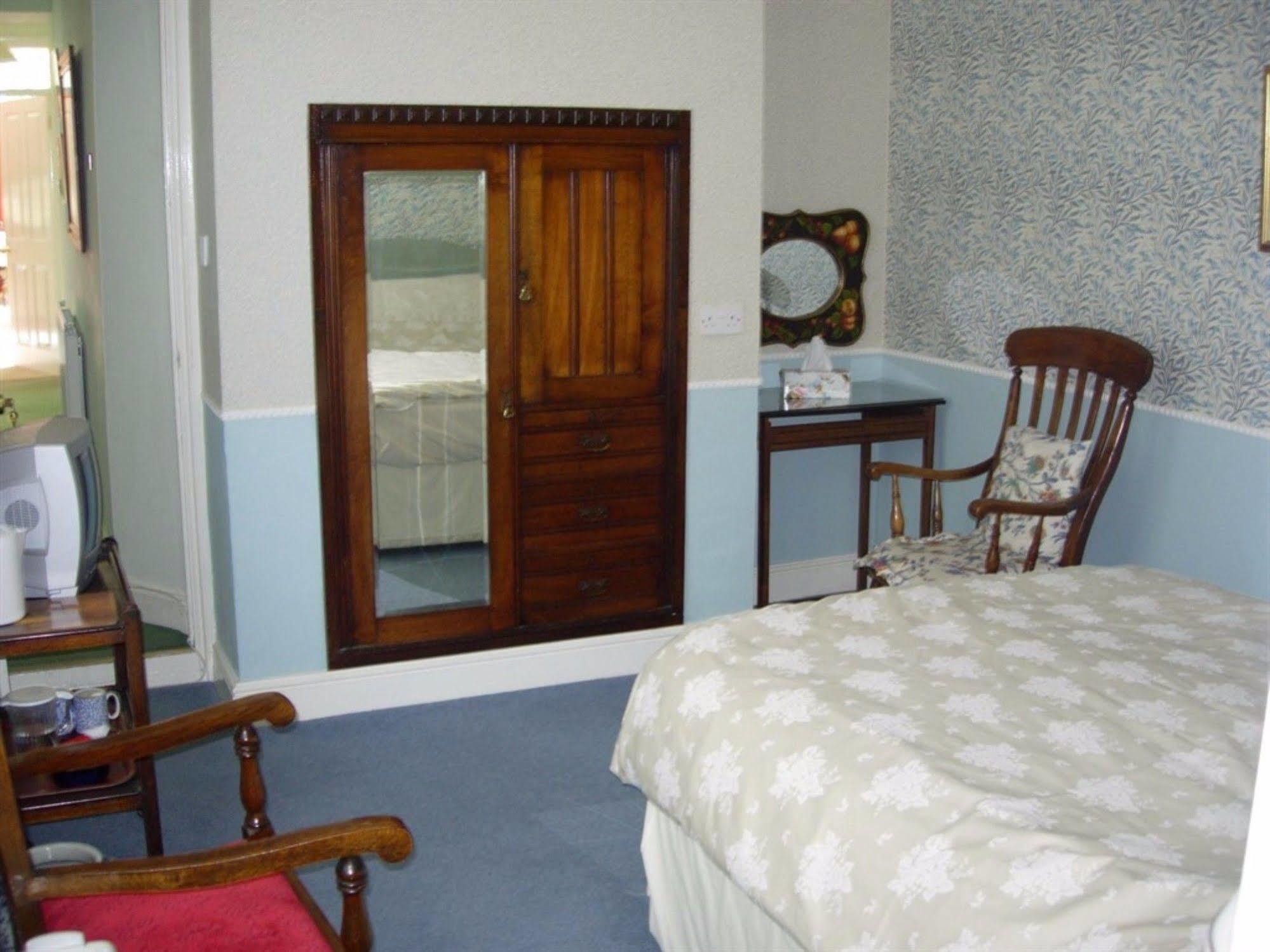 Beaufort Lodge Norwich Bagian luar foto