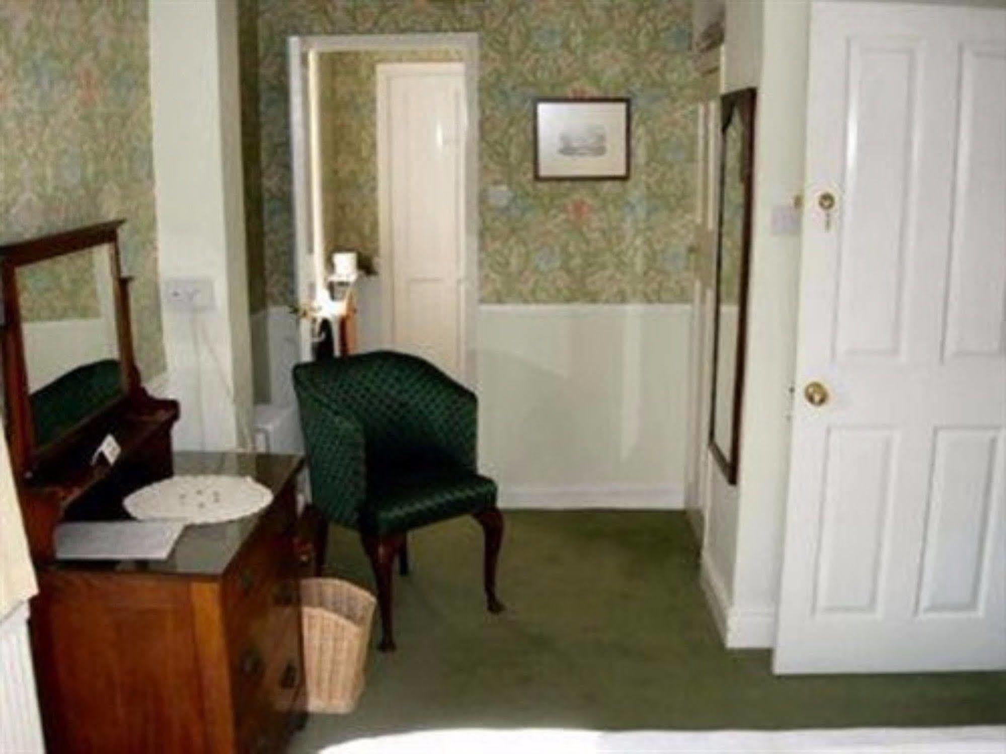 Beaufort Lodge Norwich Bagian luar foto